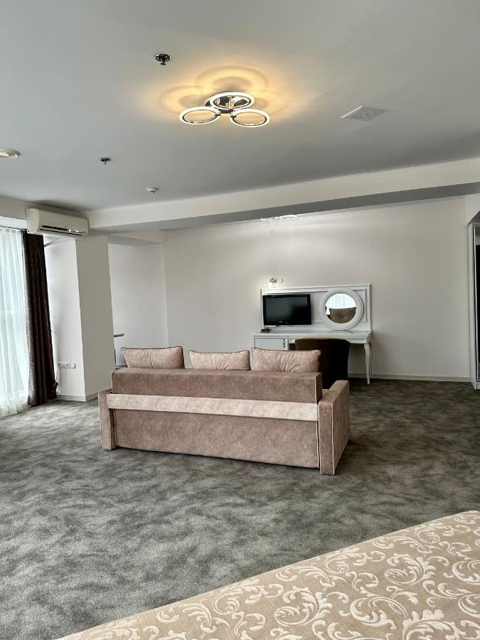 Mark Plaza Hotel Николаев Экстерьер фото