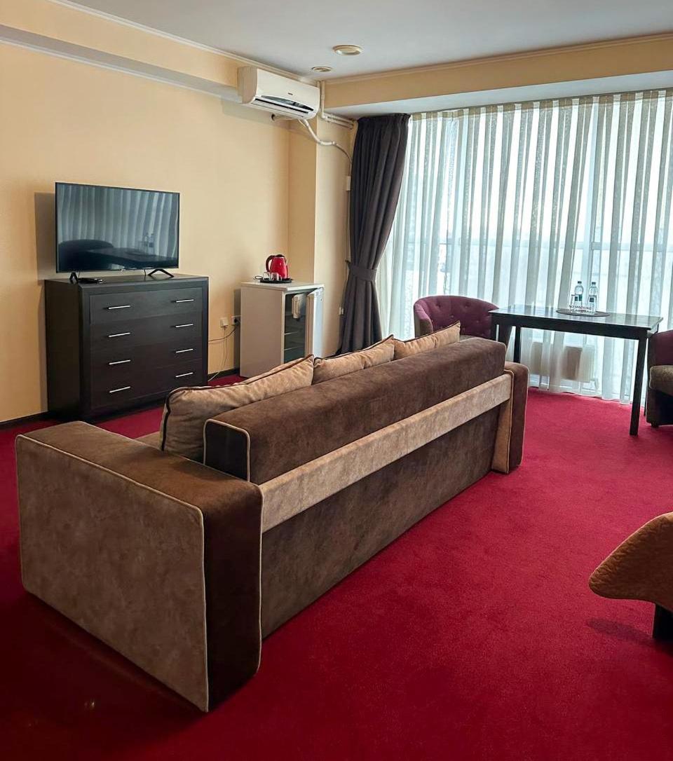 Mark Plaza Hotel Николаев Экстерьер фото