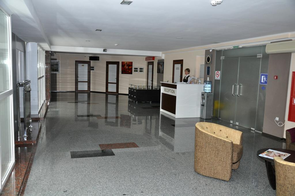 Mark Plaza Hotel Николаев Экстерьер фото