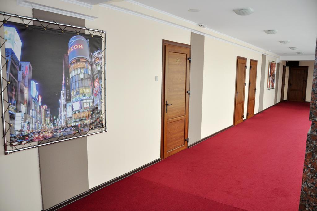 Mark Plaza Hotel Николаев Экстерьер фото